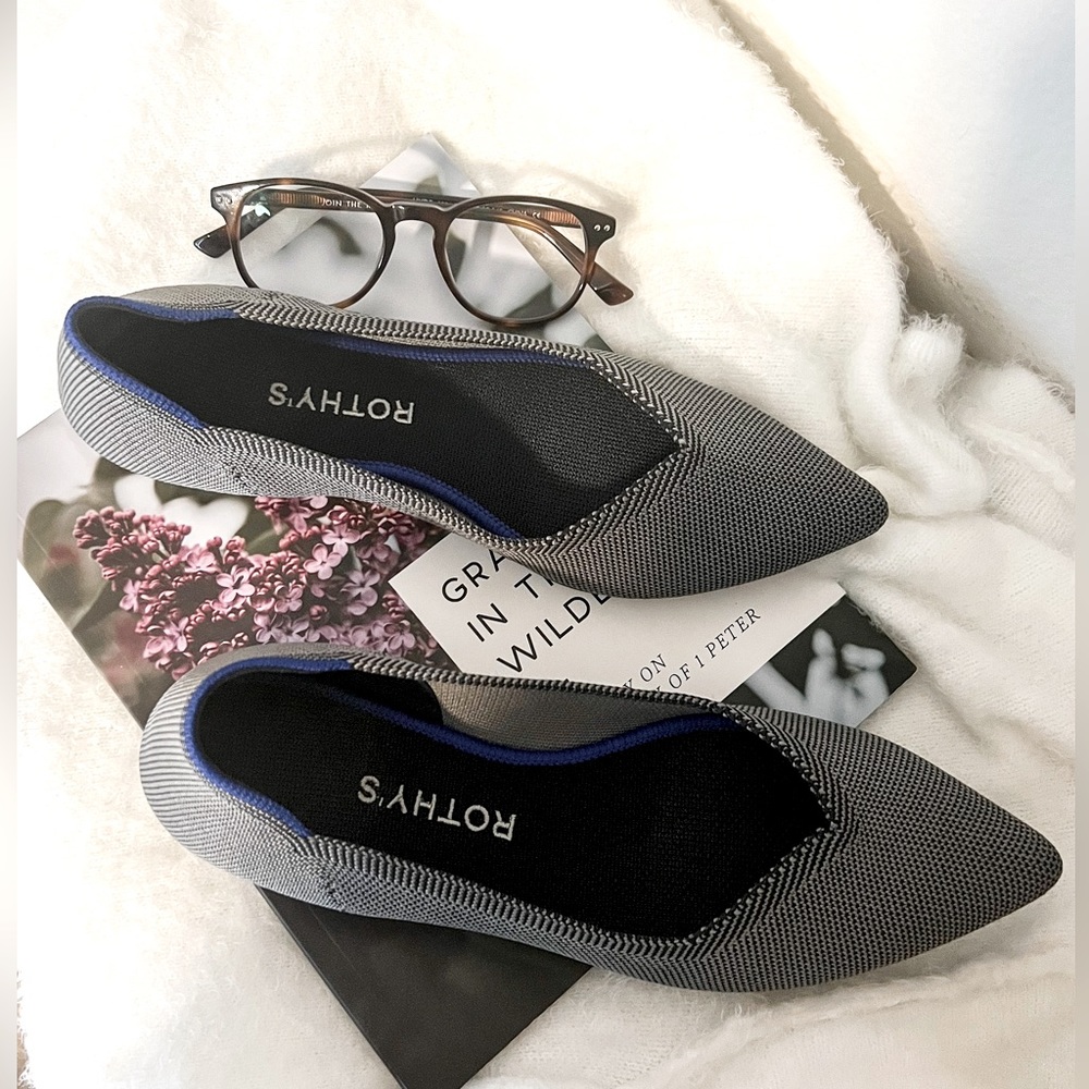 Rothy’s The Point - Pebble Gray - LIKE NEW